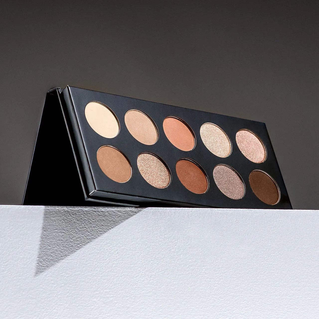 Essential ONE Palette 10 Shades